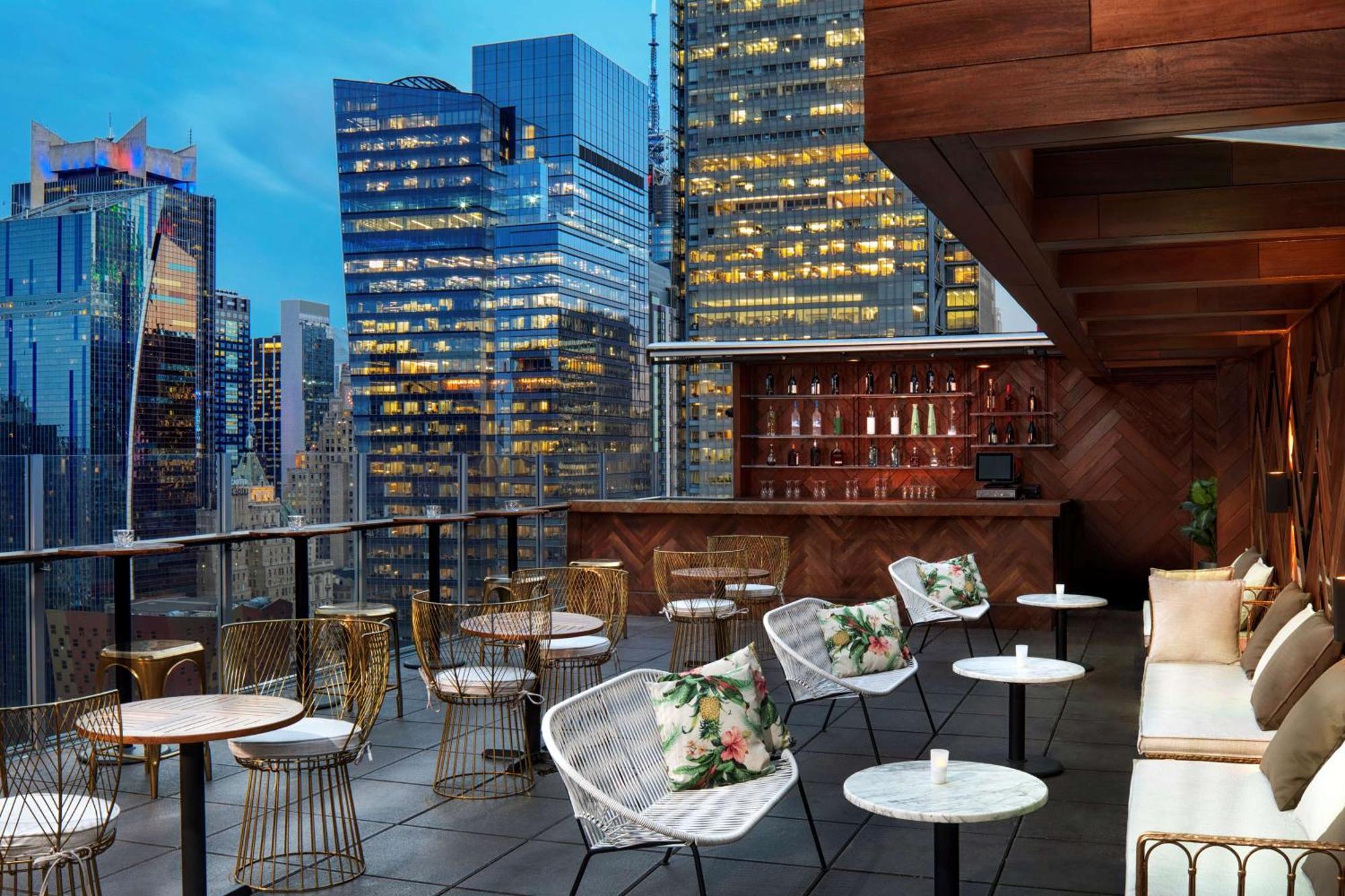 Hotel Doubletree By Hilton New York Times Square West Zewnętrze zdjęcie